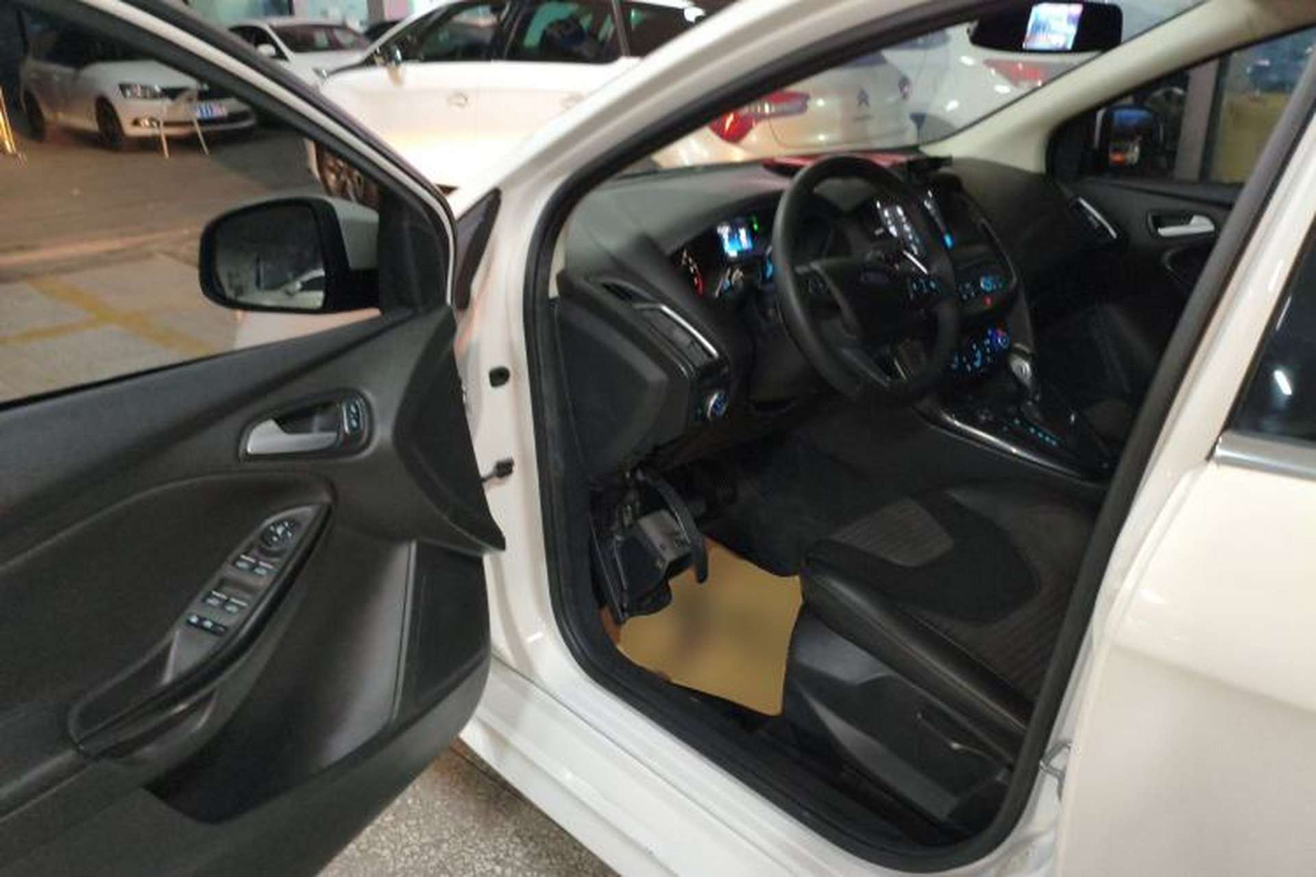 Used Ford Focus 2018 Hatchback Classic EcoBoost 180 Automatic Elite Model Driver Seat