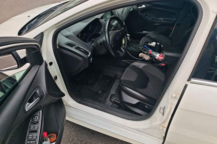 Used Ford Focus 2018 Hatchback Classic EcoBoost 180 Automatic Elite Model Driver Seat