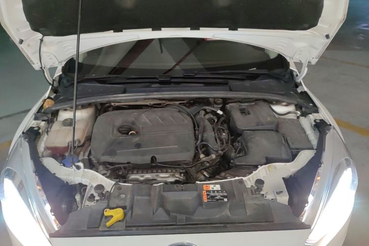 Used Ford Focus 2018 Hatchback Classic EcoBoost 180 Automatic Elite Model Engine Bay