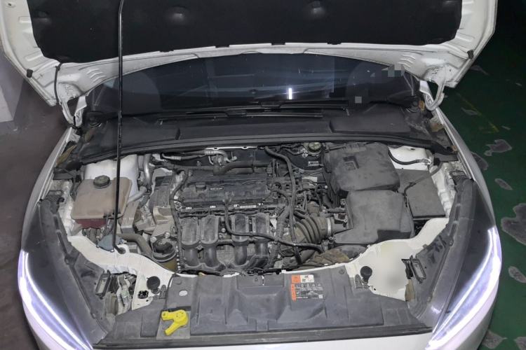 Used Ford Focus 2018 Hatchback Classic 1.6L Automatic Trendy SmartDrive Edition Engine Bay