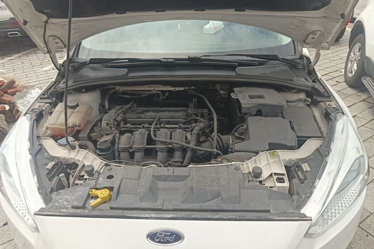 Used Ford Focus 2018 Sedan Classic 1.6L Automatic Trendy SmartDrive Edition Engine Bay