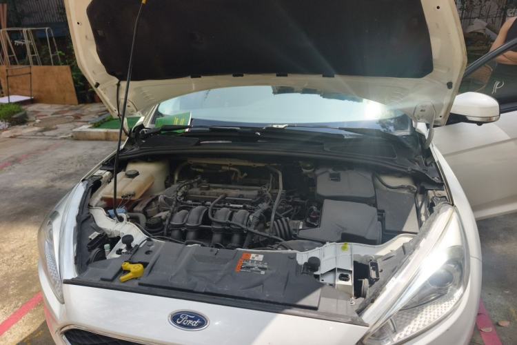 Used Ford Focus 2018 Hatchback Classic 1.6L Automatic Comfort Plus SmartDrive Edition Engine Bay