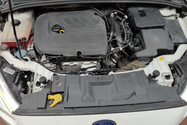 Used Ford Focus 2018 Hatchback Classic EcoBoost 180 Automatic Elite Model Engine Bay