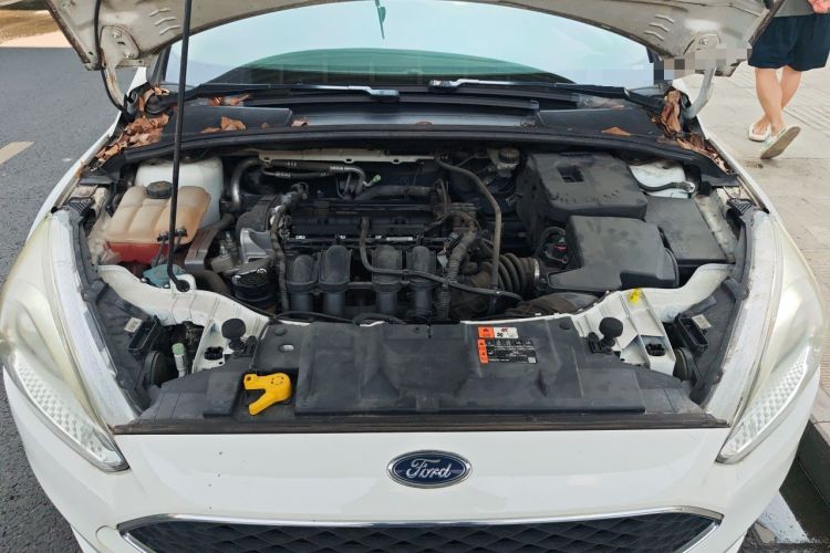 Used Ford Focus 2018 Hatchback Classic 1.6L Manual Comfort Plus SmartDrive Edition Engine Bay