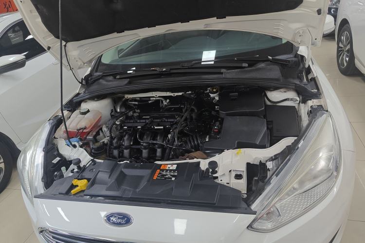 Used Ford Focus 2018 Sedan Classic 1.6L Automatic Trendy SmartDrive Edition Engine Bay
