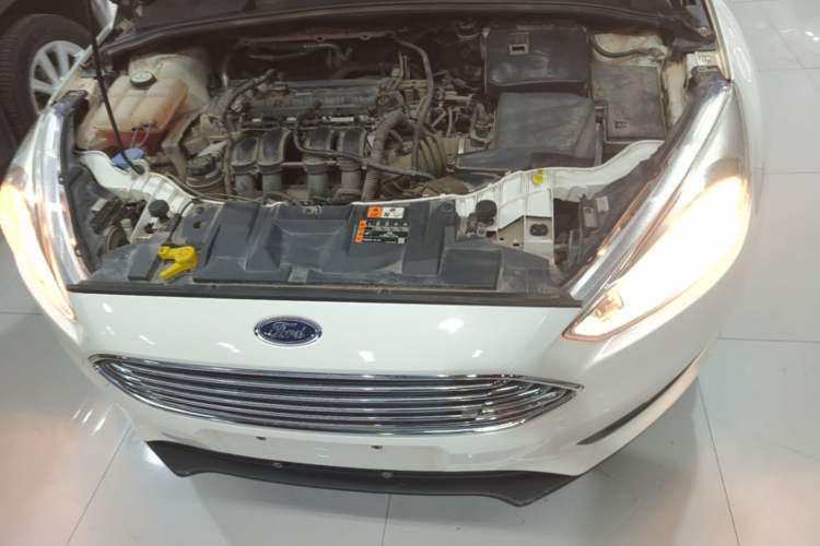 Used Ford Focus 2018 Sedan Classic 1.6L Automatic Trendy SmartDrive Edition Engine Bay