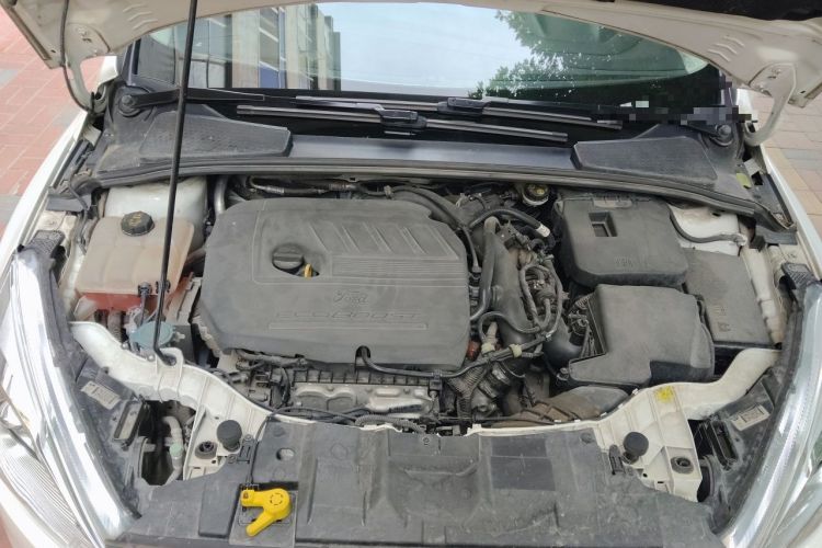 Used Ford Focus 2018 Hatchback Classic EcoBoost 180 Automatic Elite Model Engine Bay
