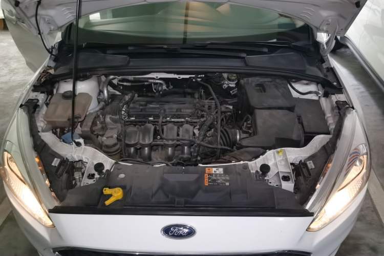 Used Ford Focus 2018 Hatchback Classic 1.6L Automatic Comfort Plus SmartDrive Edition Engine Bay