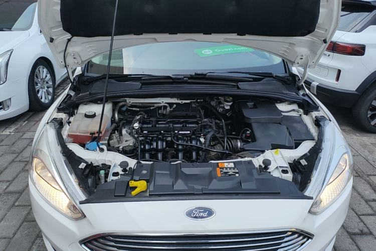 Used Ford Focus 2018 Sedan Classic 1.6L Automatic Trendy SmartDrive Edition Engine Bay