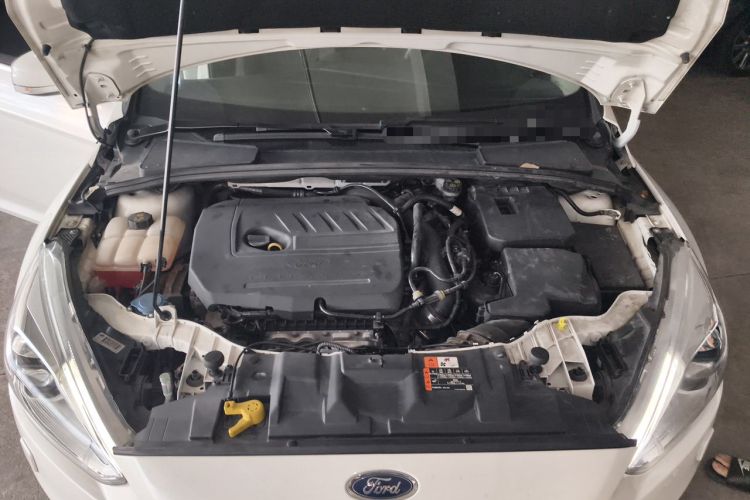 Used Ford Focus 2018 Hatchback Classic EcoBoost 180 Automatic Sport Edition Engine Bay