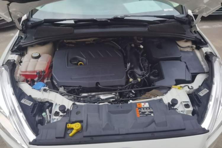 Used Ford Focus 2018 Sedan Classic EcoBoost 180 Automatic Elite Model Engine Bay