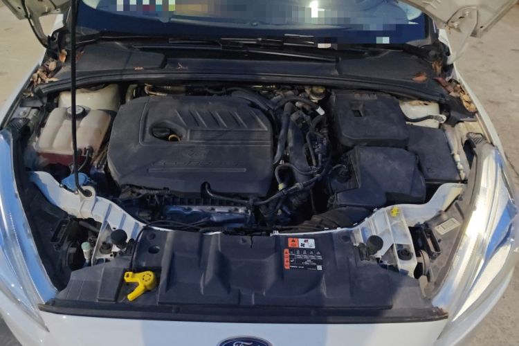 Used Ford Focus 2018 Sedan Classic EcoBoost 180 Automatic Elite Model Engine Bay