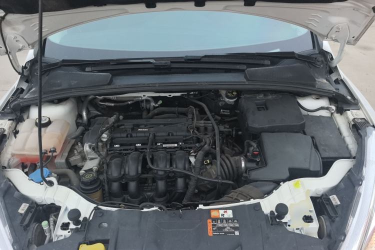 Used Ford Focus 2018 Sedan Classic 1.6L Automatic Trendy SmartDrive Edition Engine Bay