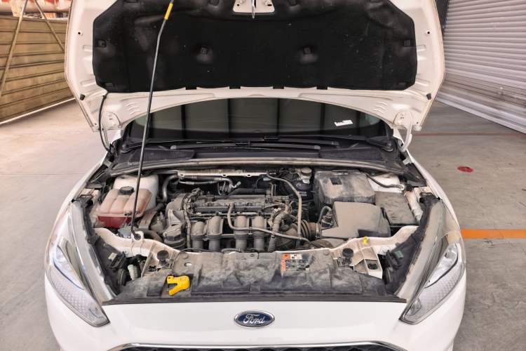 Used Ford Focus 2018 Hatchback Classic 1.6L Automatic Comfort Plus SmartDrive Edition Engine Bay