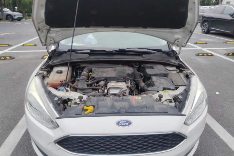 Used Ford Focus 2018 Two-Door Classic EcoBoost 125 Automatic Supercharged Style SmartDrive Edition Engine Bay