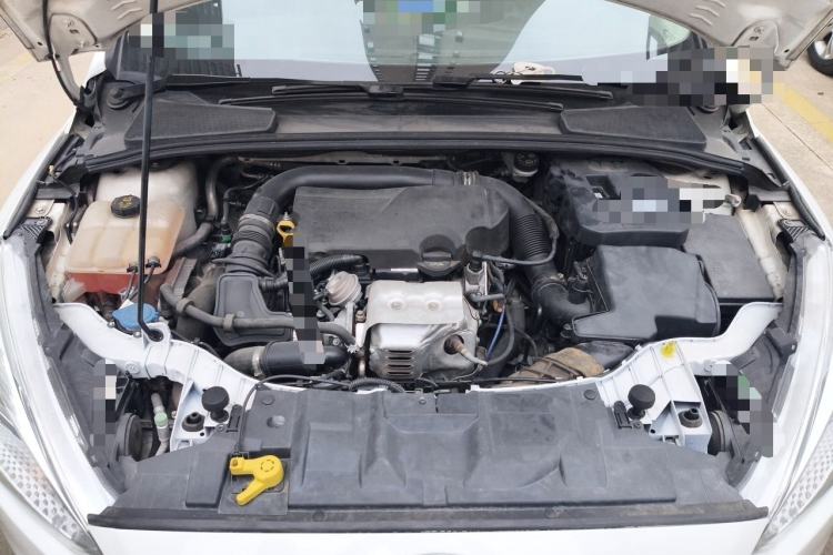 Used Ford Focus 2018 Two-Door Classic EcoBoost 125 Automatic Supercharged Style SmartDrive Edition Engine Bay