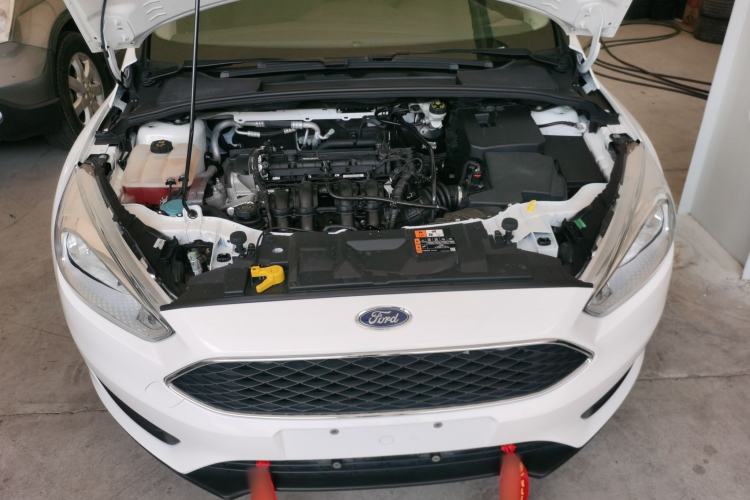 Used Ford Focus 2018 Hatchback Classic 1.6L Automatic Comfort Plus SmartDrive Edition Engine Bay