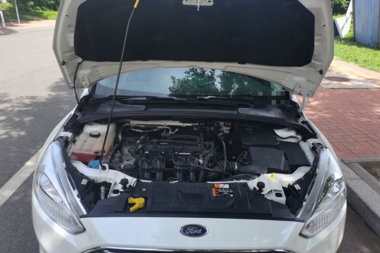 Used Ford Focus 2018 Sedan Classic 1.6L Manual Fashion Edition SmartDrive Version Engine Bay