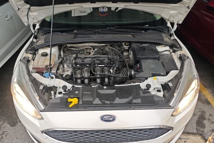 Used Ford Focus 2018 Hatchback Classic 1.6L Automatic Trendy SmartDrive Edition Engine Bay