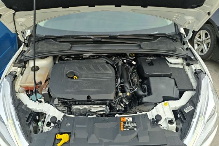 Used Ford Focus 2018 Hatchback Classic EcoBoost 180 Automatic Elite Model Engine Bay