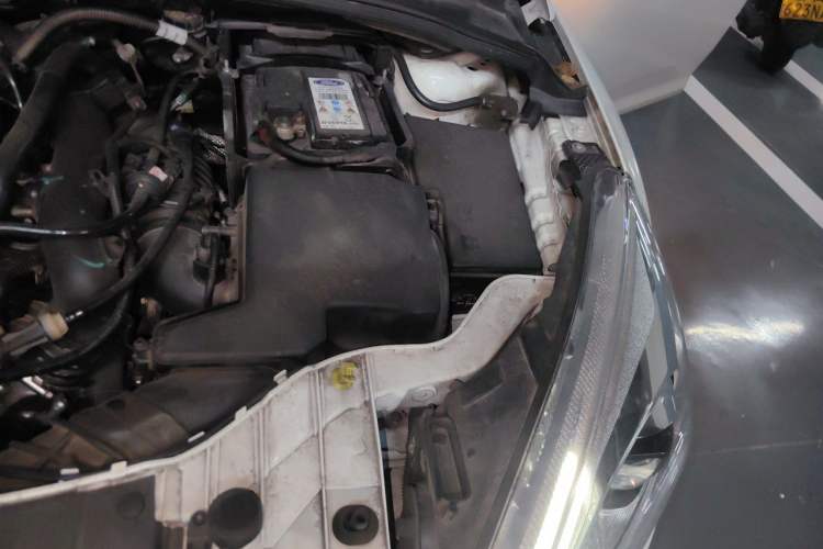Used Ford Focus 2018 Sedan Classic EcoBoost 180 Automatic Flagship Model Engine Bay Left