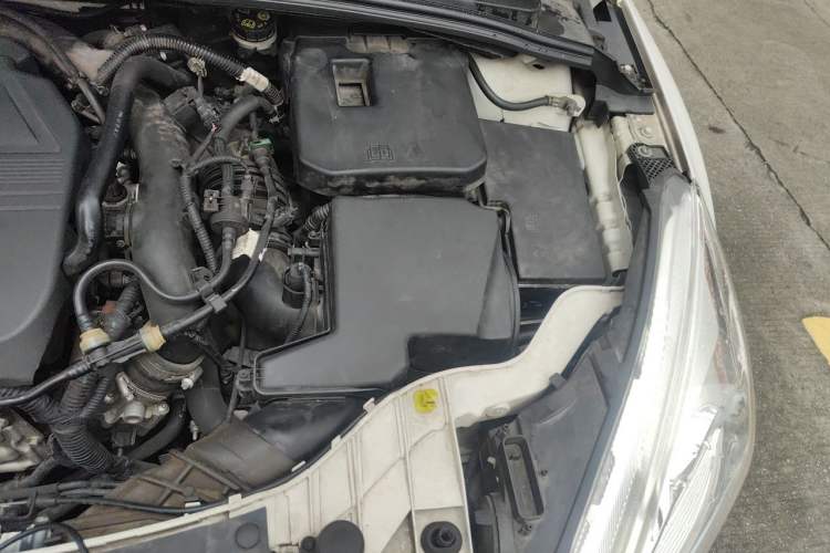 Used Ford Focus 2018 Sedan Classic EcoBoost 180 Automatic Elite Model Engine Bay Left