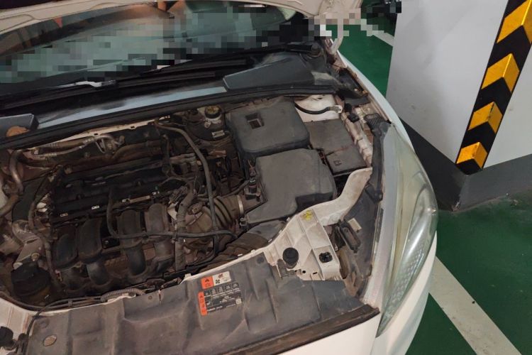 Used Ford Focus 2018 Sedan Classic 1.6L Automatic Comfort Plus Smart Drive Version Engine Bay Left