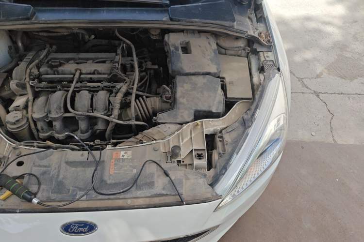 Used Ford Focus 2018 Hatchback Classic 1.6L Automatic Comfort Plus SmartDrive Edition Engine Bay Left