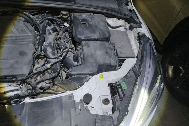 Used Ford Focus 2018 Hatchback Classic EcoBoost 180 Automatic Elite Model Engine Bay Left