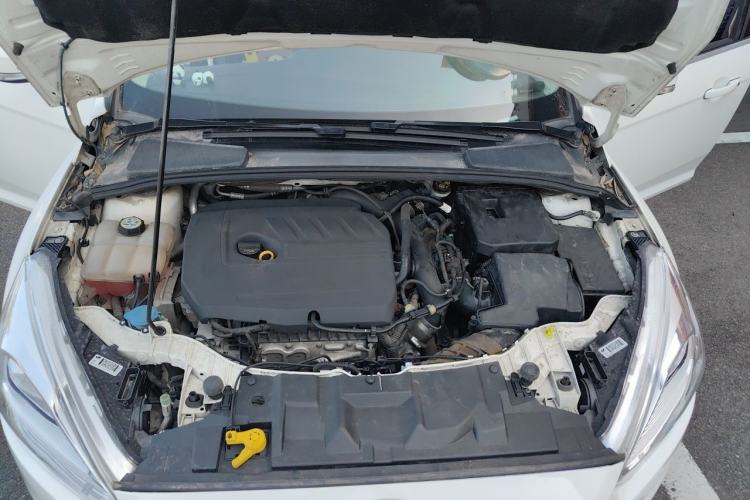 Used Ford Focus 2018 Sedan Classic EcoBoost 180 Automatic Elite Model Engine Bay