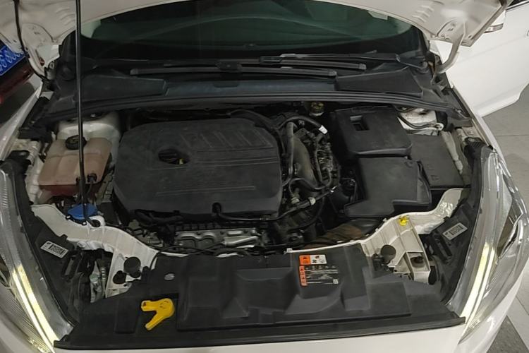 Used Ford Focus 2018 Hatchback Classic EcoBoost 180 Automatic Elite Model Engine Bay