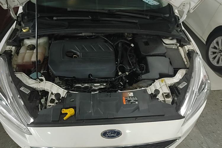 Used Ford Focus 2018 Hatchback Classic EcoBoost 180 Automatic Elite Model Engine Bay