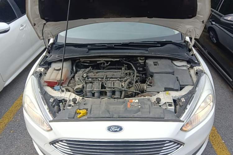 Used Ford Focus 2018 Sedan Classic 1.6L Automatic Trendy SmartDrive Edition Engine Bay