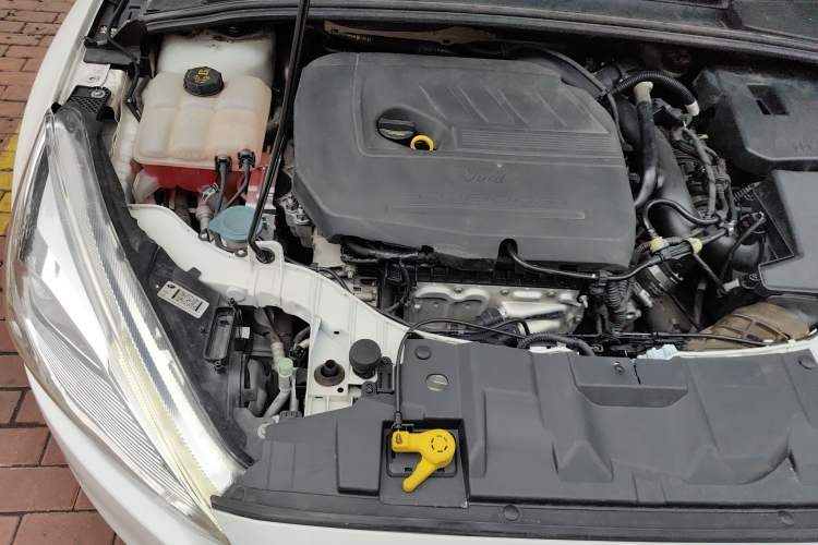 Used Ford Focus 2018 Hatchback Classic EcoBoost 180 Automatic Elite Model Engine Bay Right