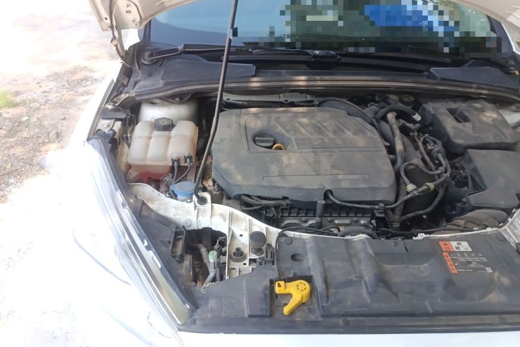 Used Ford Focus 2018 Hatchback Classic EcoBoost 180 Automatic Elite Model Engine Bay Right
