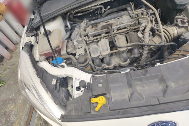 Used Ford Focus 2018 Hatchback Classic 1.6L Automatic Comfort Plus SmartDrive Edition Engine Bay Right