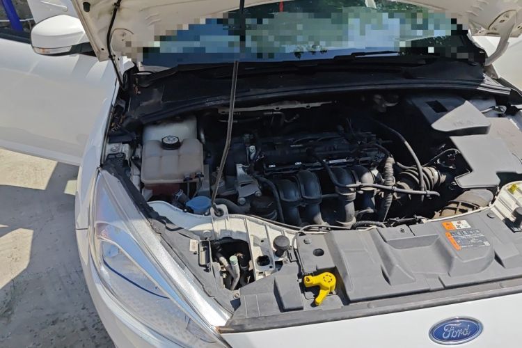 Used Ford Focus 2018 Sedan Classic 1.6L Automatic Trendy SmartDrive Edition Engine Bay Right
