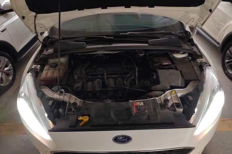 Used Ford Focus 2018 Hatchback Classic 1.6L Automatic Trendy SmartDrive Edition Engine Bay