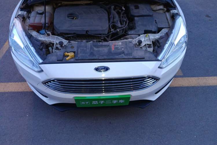 Used Ford Focus 2018 Sedan Classic EcoBoost 180 Automatic Elite Model Engine Bay