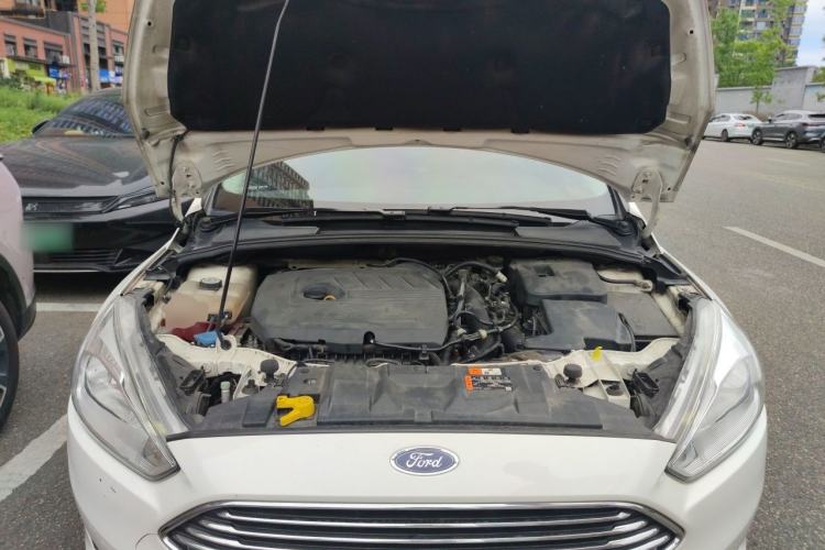 Used Ford Focus 2018 Sedan Classic EcoBoost 180 Automatic Elite Model Engine Bay