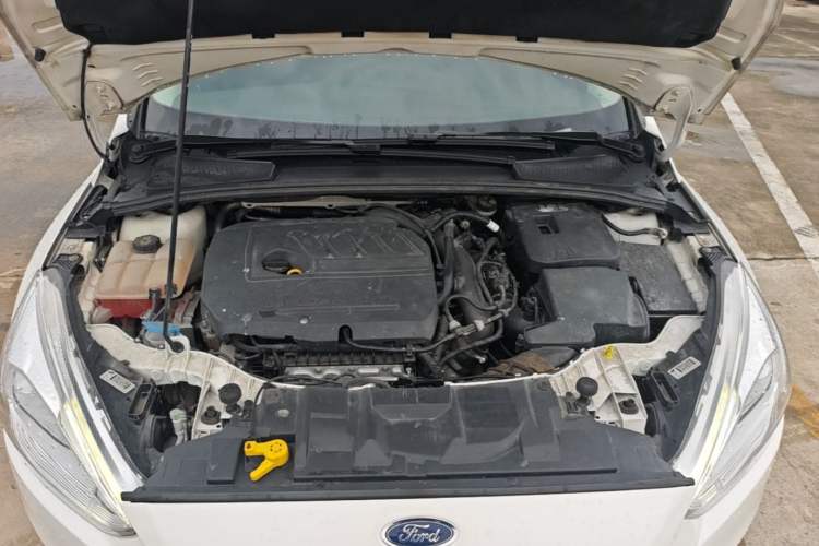 Used Ford Focus 2018 Hatchback Classic EcoBoost 180 Automatic Elite Model Engine Bay
