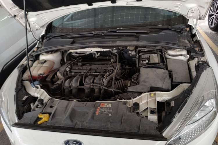 Used Ford Focus 2018 Sedan Classic 1.6L Automatic Trendy SmartDrive Edition Engine Bay