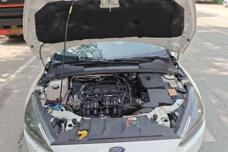 Used Ford Focus 2018 Sedan Classic 1.6L Automatic Trendy SmartDrive Edition Engine Bay