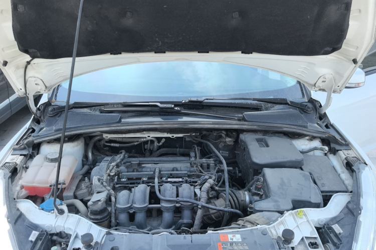 Used Ford Focus 2018 Sedan Classic 1.6L Automatic Trendy SmartDrive Edition Engine Bay