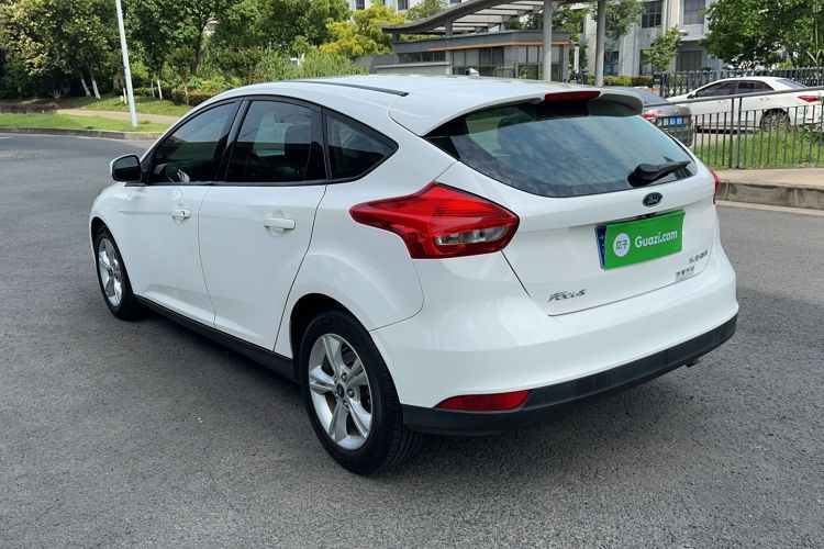 Used Ford Focus 2018 Hatchback Classic 1.6L Automatic Comfort Plus SmartDrive Edition Exterior 1