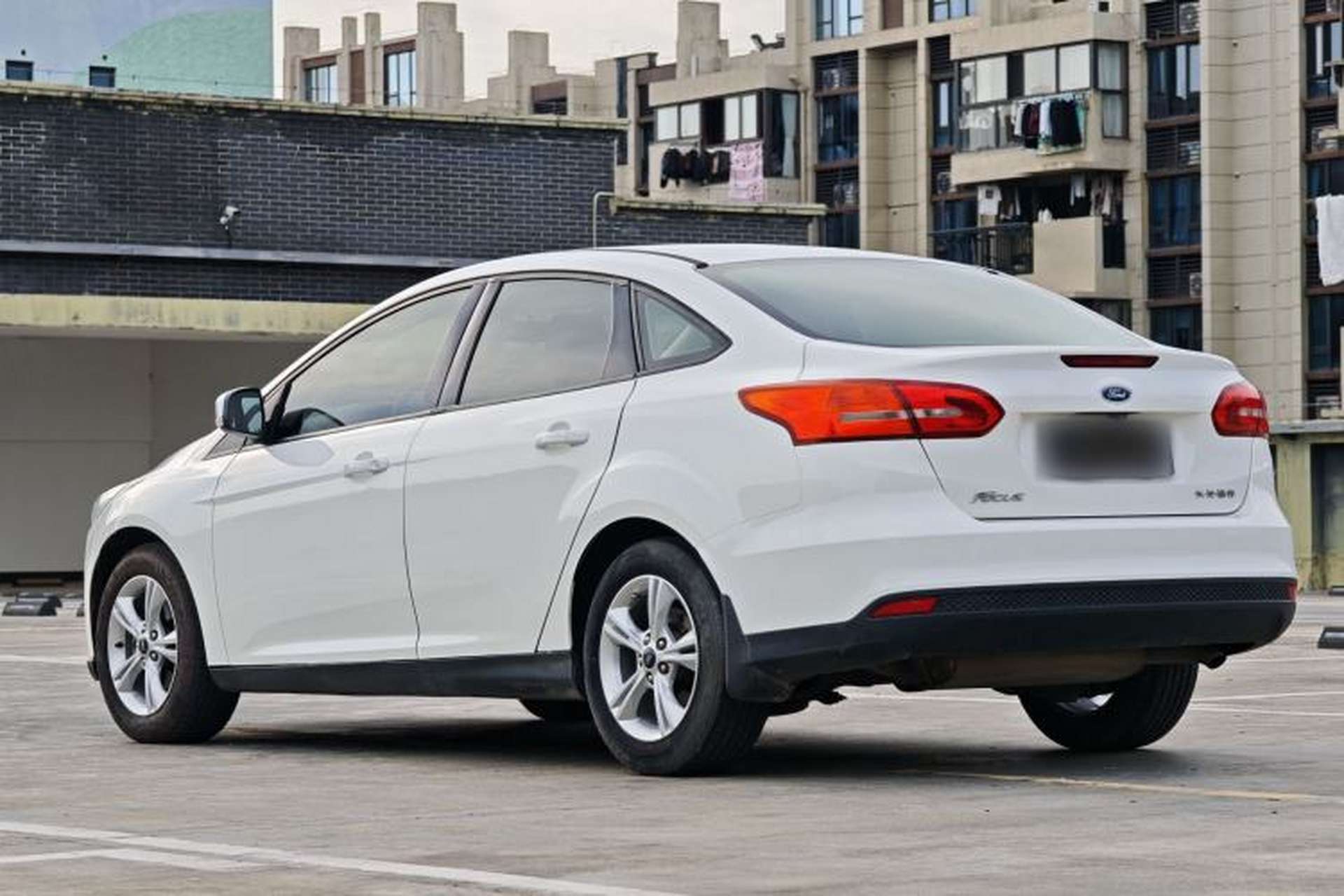 Used Ford Focus 2018 Sedan Classic 1.6L Automatic Comfort Plus Smart Drive Version Exterior 1