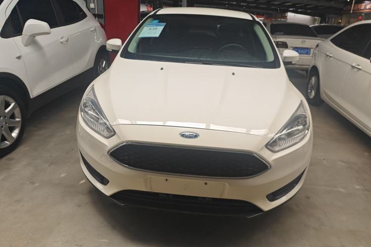 Used Ford Focus 2018 Hatchback Classic 1.6L Automatic Comfort Plus SmartDrive Edition Exterior 1