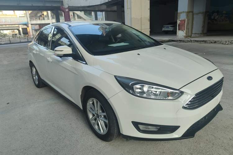 Used Ford Focus 2018 Sedan Classic 1.6L Automatic Trendy SmartDrive Edition Exterior 1