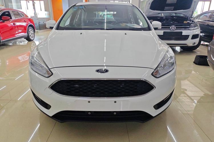 Used Ford Focus 2018 Hatchback Classic 1.6L Automatic Trendy SmartDrive Edition Exterior 1