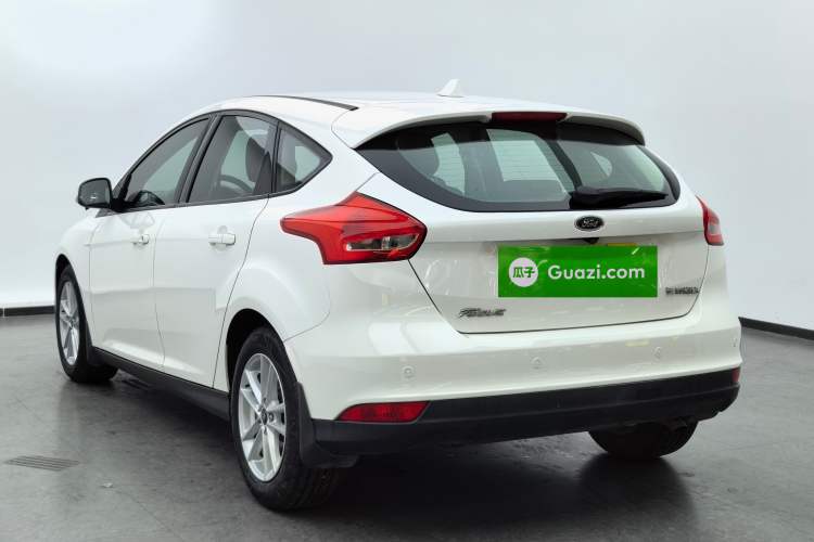 Used Ford Focus 2018 Hatchback Classic 1.6L Automatic Trendy SmartDrive Edition Exterior 1